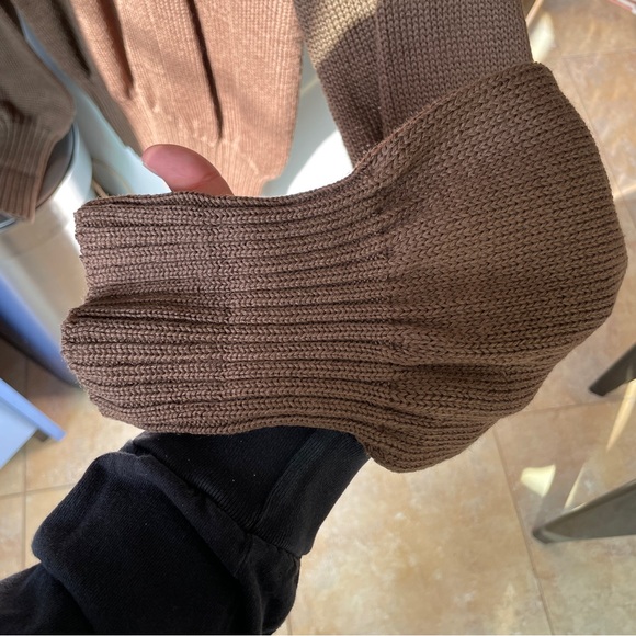 Cool Sweater - Picture 5 of 6